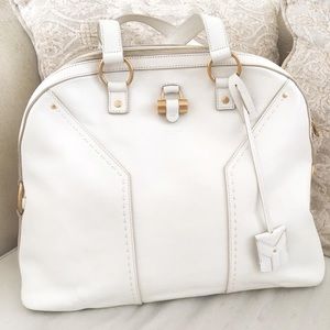 Preloved Large YSL Muse in off white color, gold hardware.